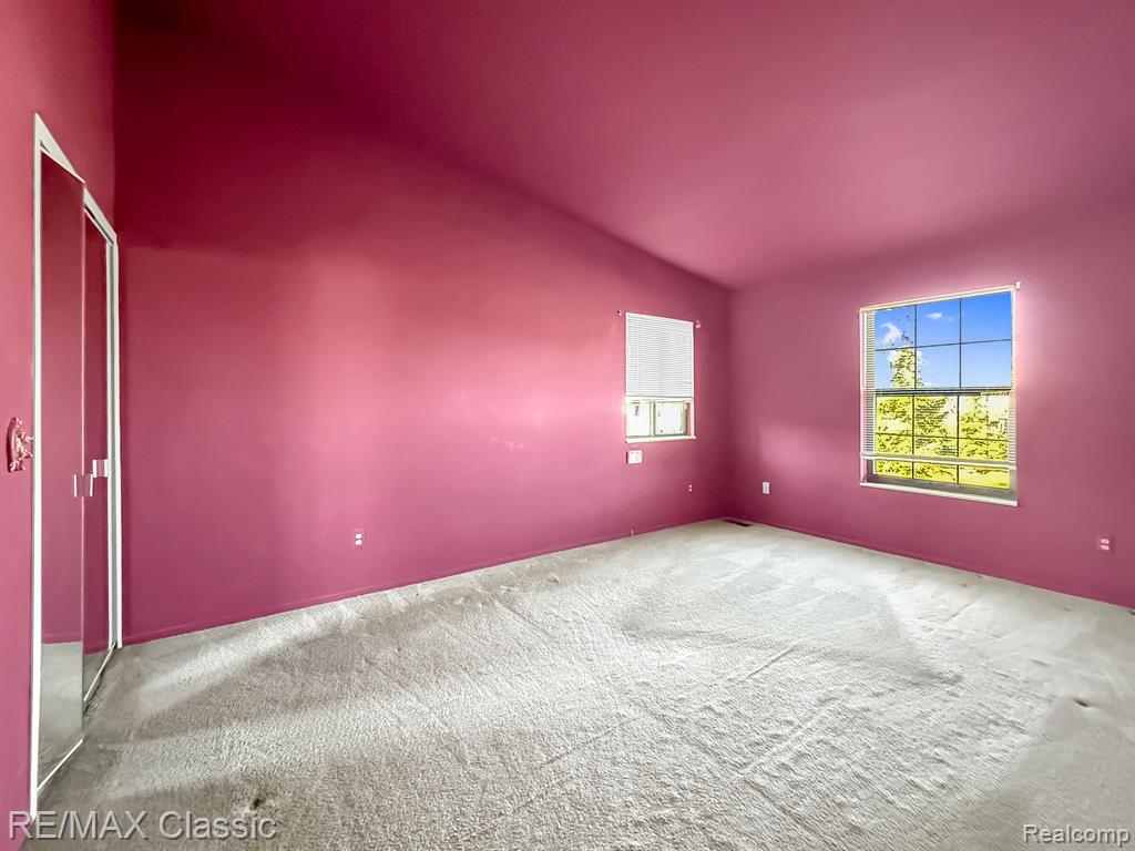 38861 Country Circle, Farmington Hills, MI 48331 — Photo 13