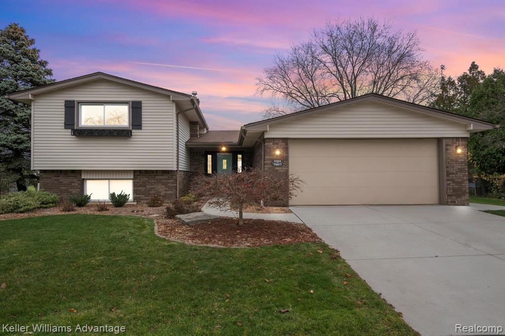 43924 ORLEANS, Canton, MI 48187 — Photo 2
