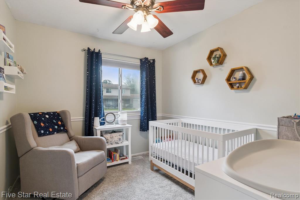 43592 Champlain Court, Canton, MI 48188 — Photo 20