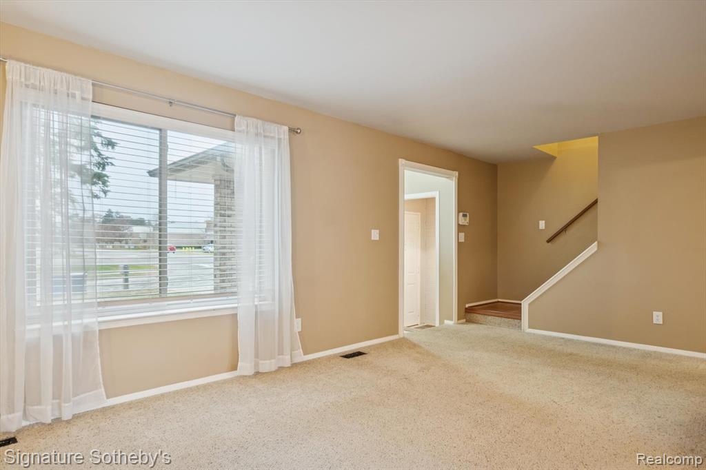 4254 Halkirk Drive, Waterford, MI — Photo 6