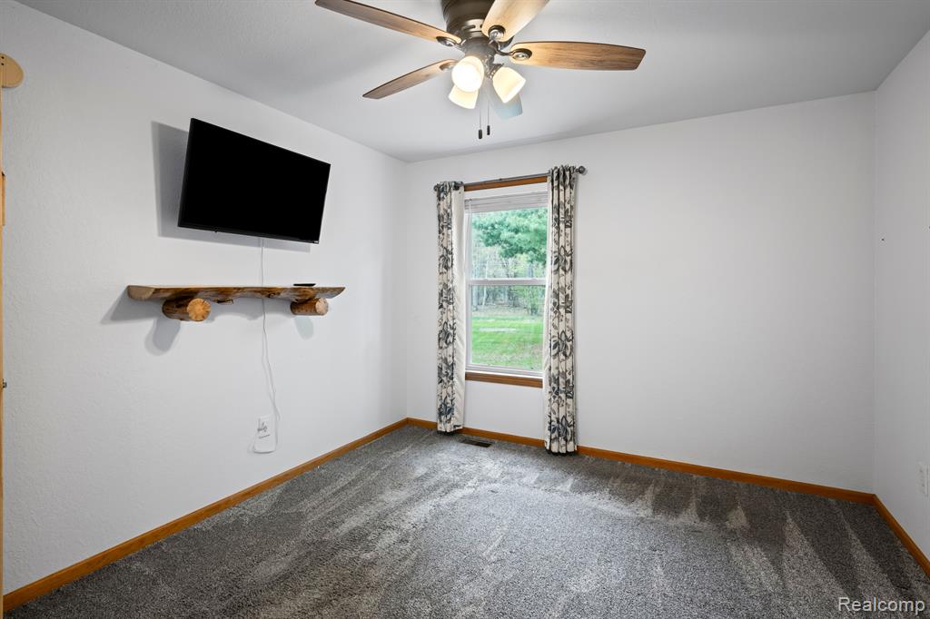 1125 HOUND DOG Trail, St. Helen, MI 48656 — Photo 15