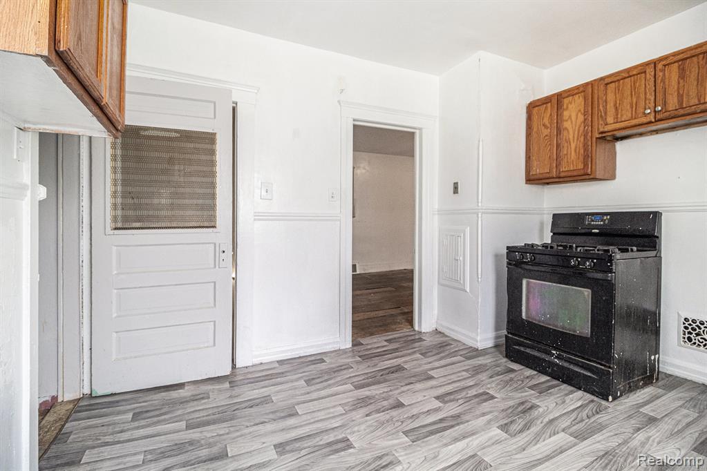 4288 Larchmont Street, Detroit, MI 48204 — Photo 11