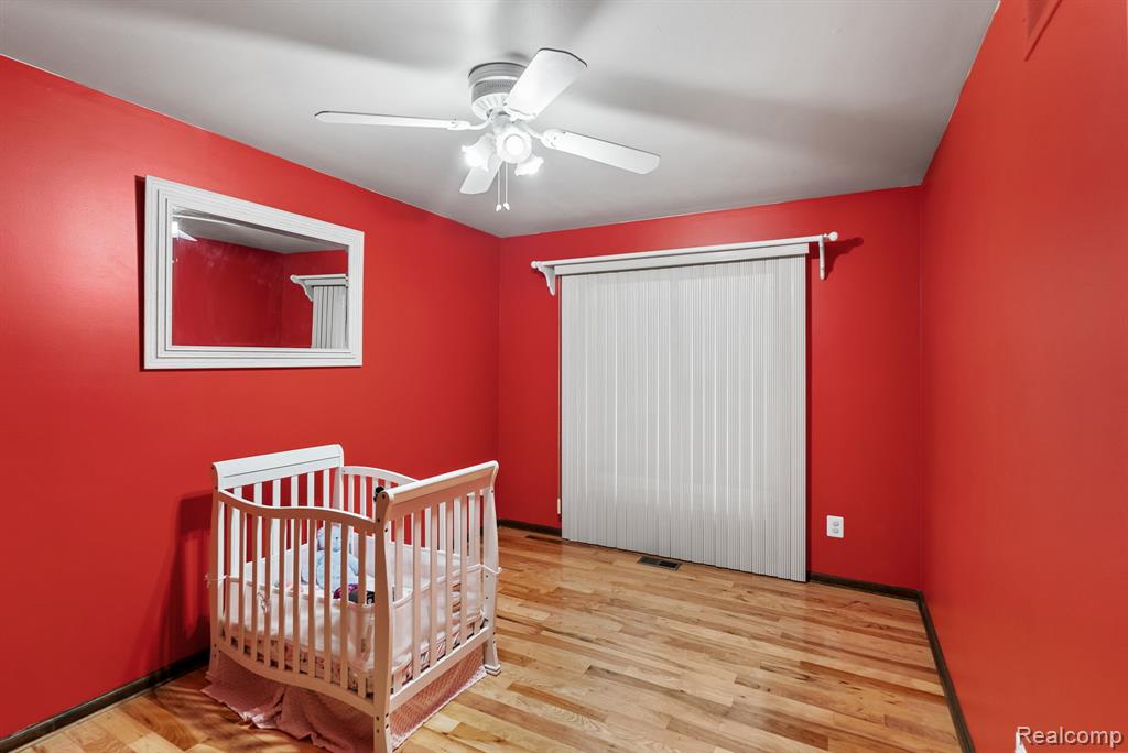 42917 Freeport Drive, Sterling Heights, MI 48313 — Photo 19