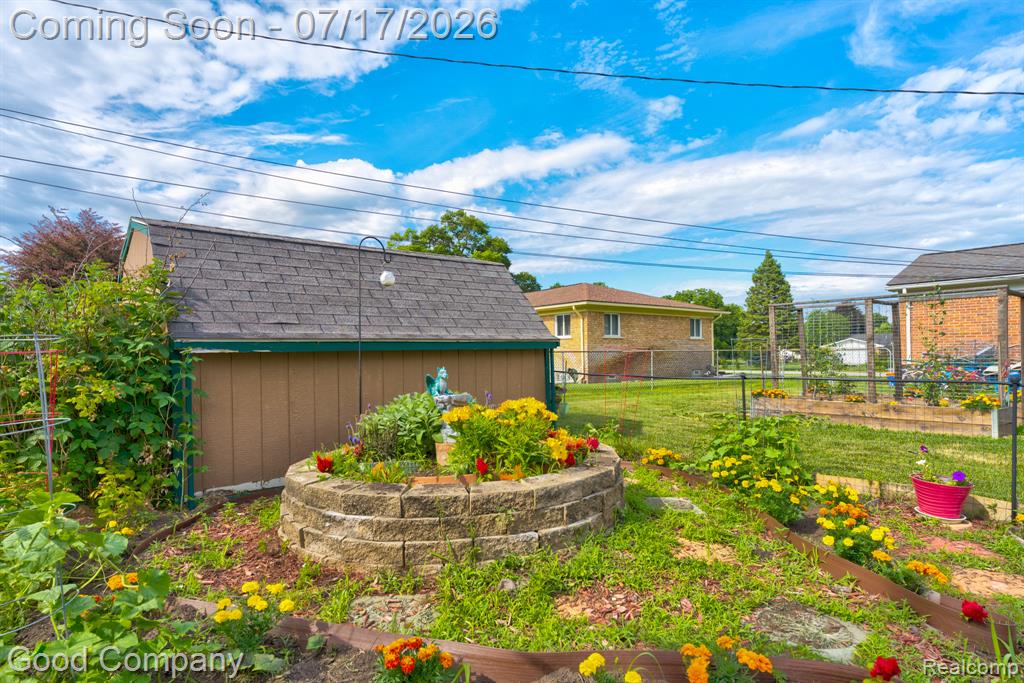 53625 Shelby Road, Utica, MI 48316 — Photo 54