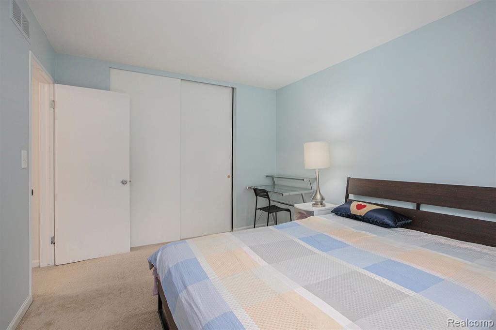 3481 BURBANK Drive, Ann Arbor, MI 48105 — Photo 15