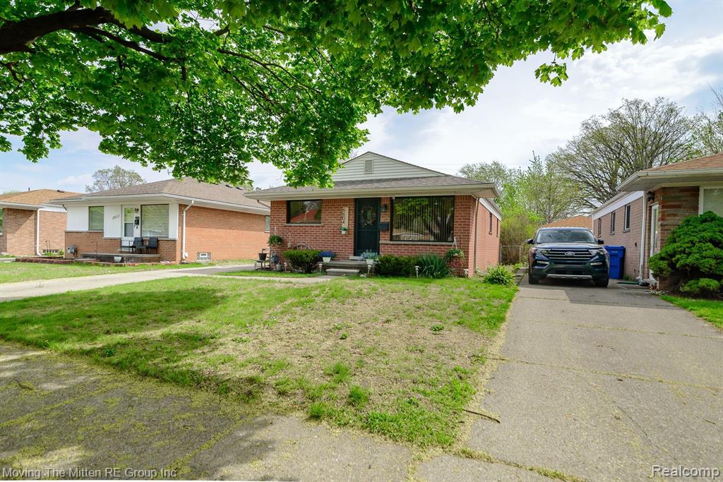 6604 COLONIAL Street, Dearborn Heights, MI 48127 — Photo 35