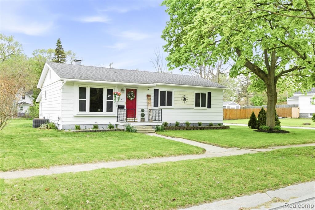 2824 Peavey Street, Port Huron, MI 48060 — Photo 25