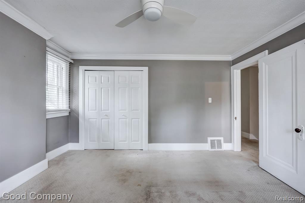 714 W HAZELHURST Street, Ferndale, MI 48220 — Photo 20