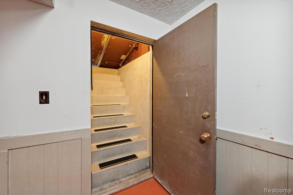 810 CARRINGTON Boulevard, Monroe, MI 48161 — Photo 44