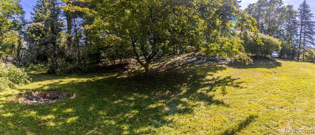 8410 Elizabeth Lake Road, White Lake, MI — Photo 45