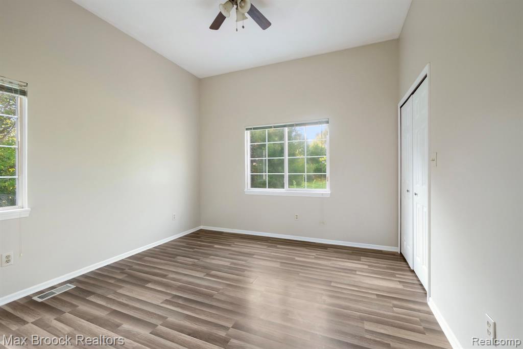 2165 Oakwood Road, Ortonville, MI 48462 — Photo 28