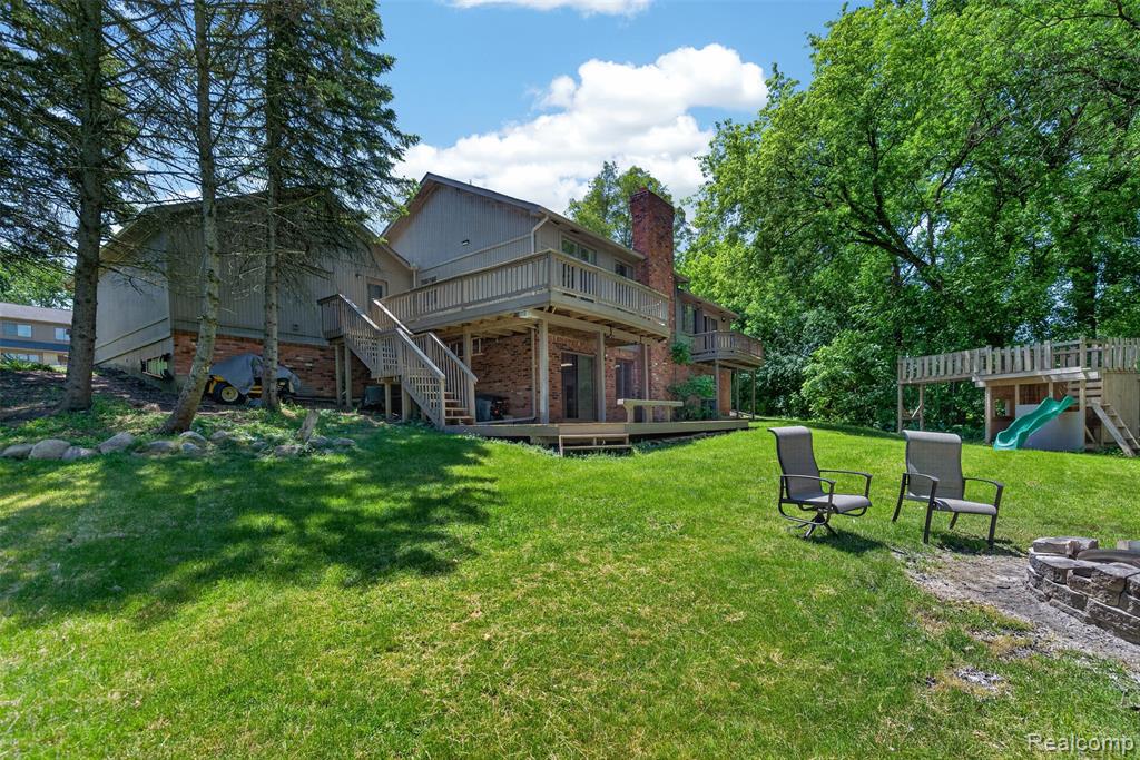 8694 Brazos Court, White Lake, MI — Photo 35