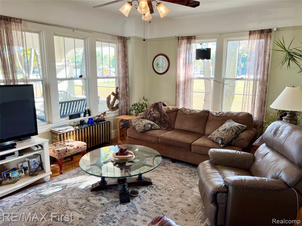 9280 RIVER Road, Clay, MI, 48001