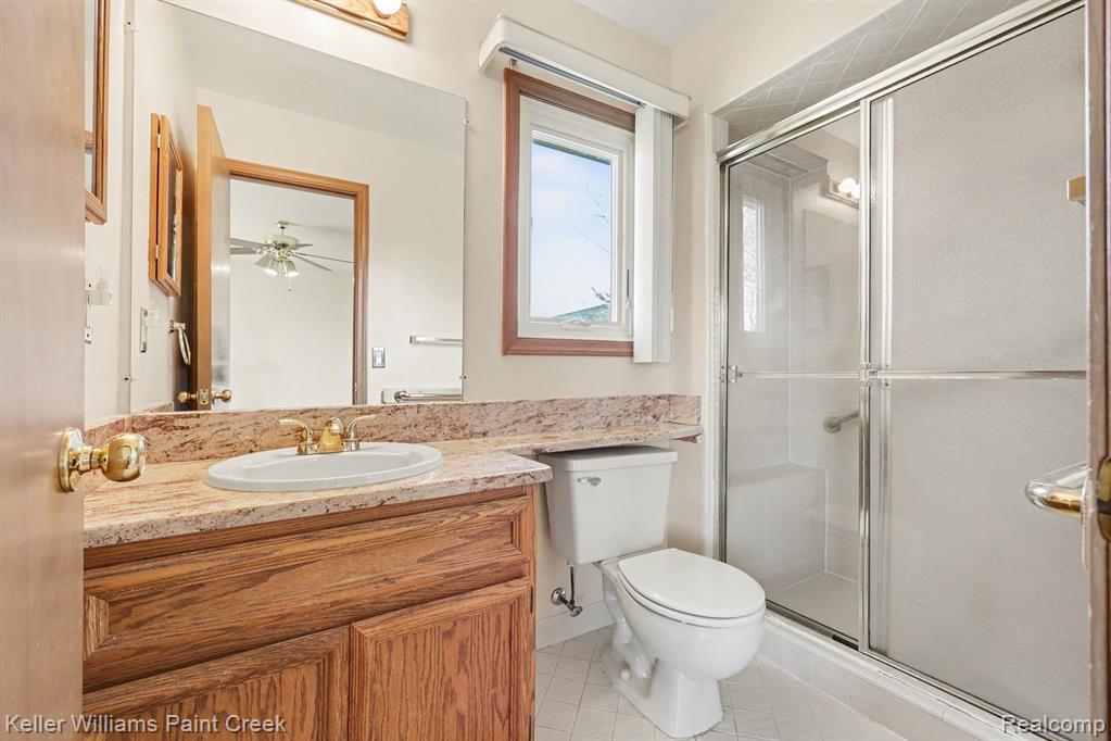 422 Parkland Court, Rochester Hills, MI 48307 — Photo 19