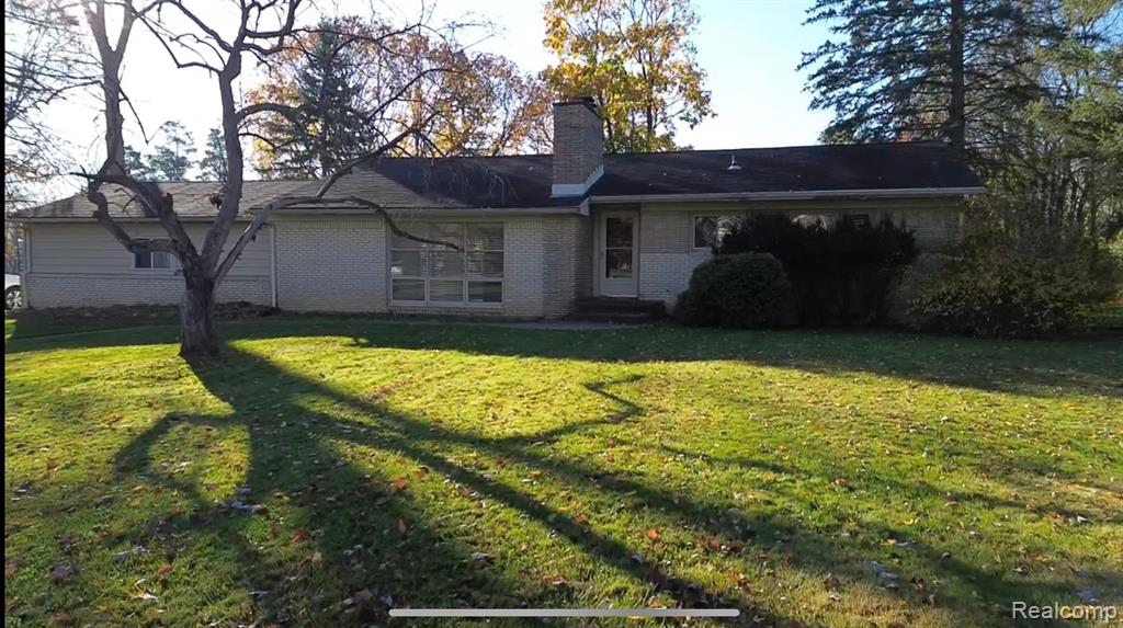 460 N EVANSDALE Drive, Bloomfield Hills, MI 48304 — Photo 35