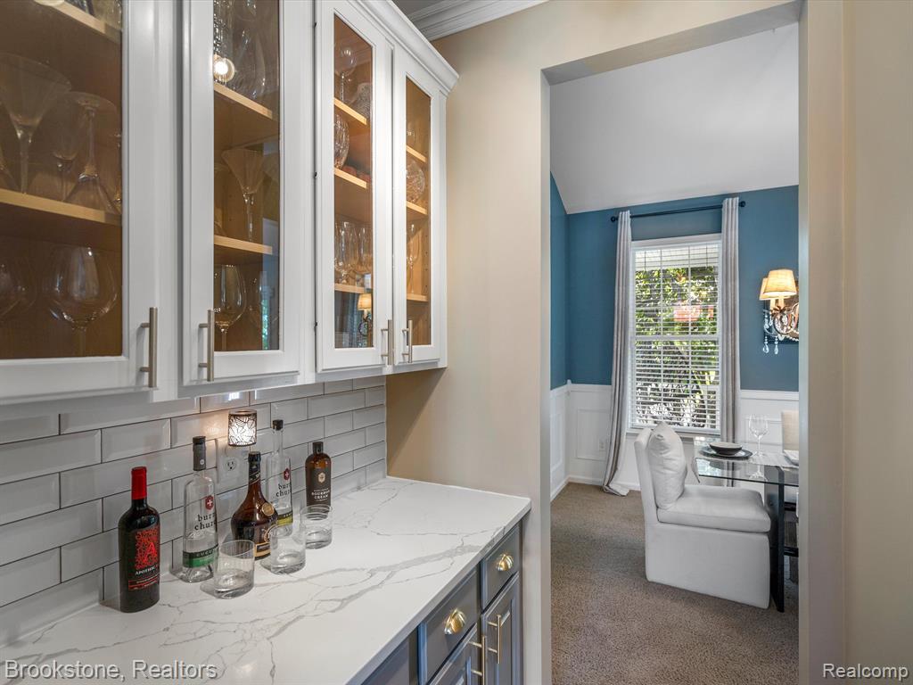42650 Whitman Way, Novi, MI 48377 — Photo 20