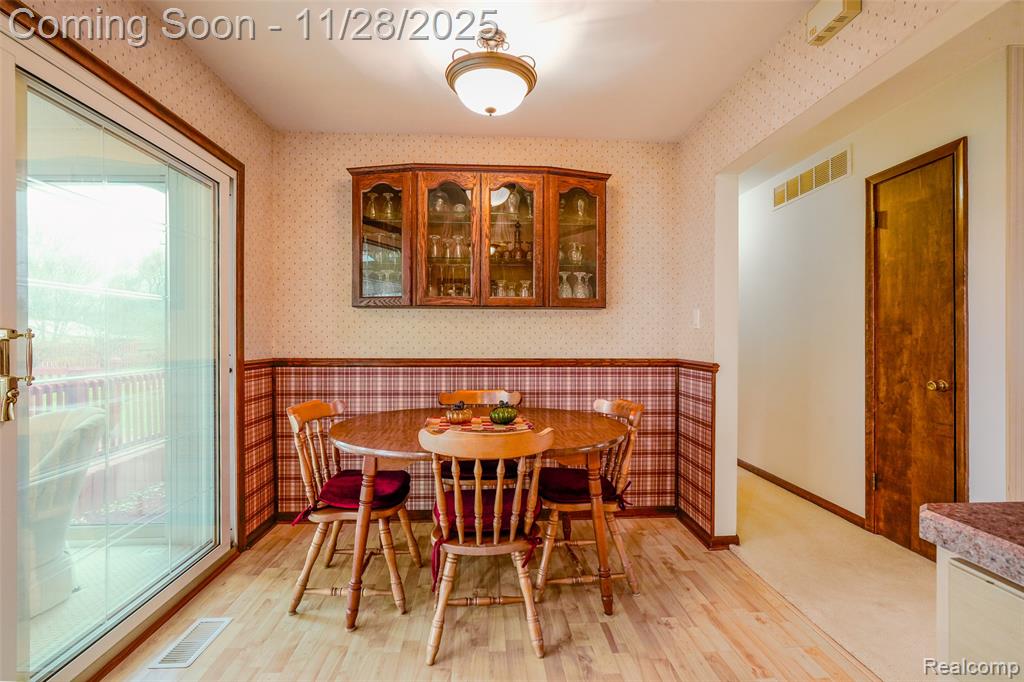 8778 Redwood Drive, Monroe, MI 48162 — Photo 8