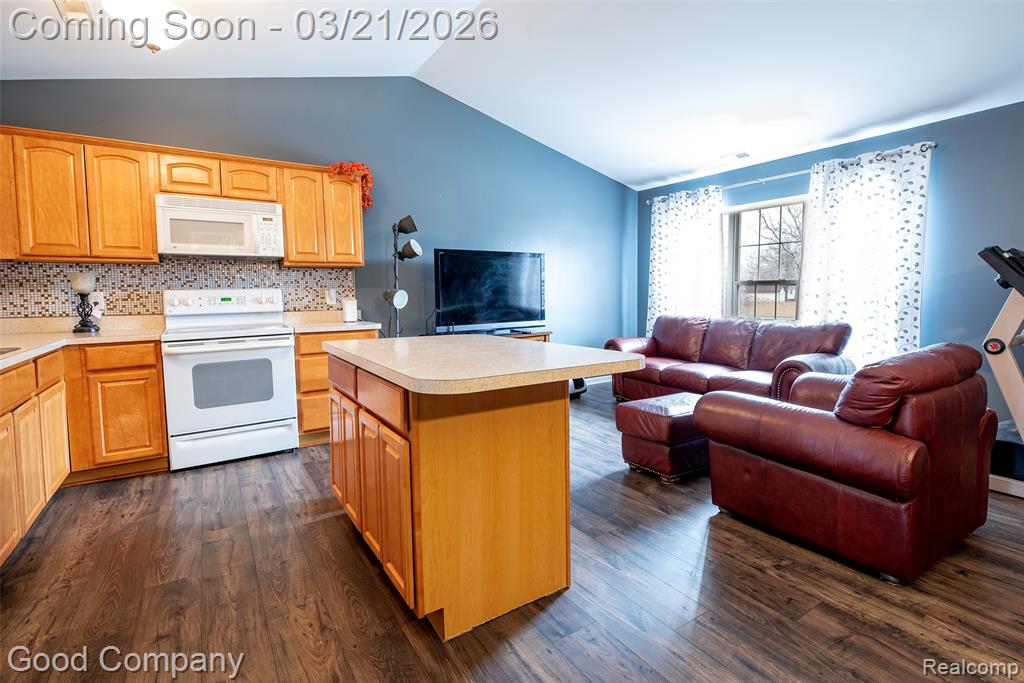 33530 Utica Road, Fraser, MI 48026 — Photo 3