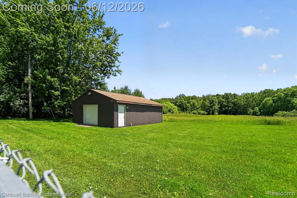 8245 Fenton Road, Grand Blanc, MI 48439 — Photo 48