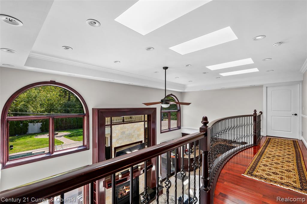 5984 Campus Drive, Dearborn Heights, MI 48127 — Photo 22