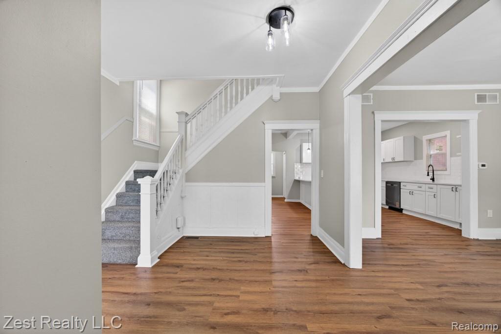 2525 Bewick Street, Detroit, MI 48214 — Photo 13