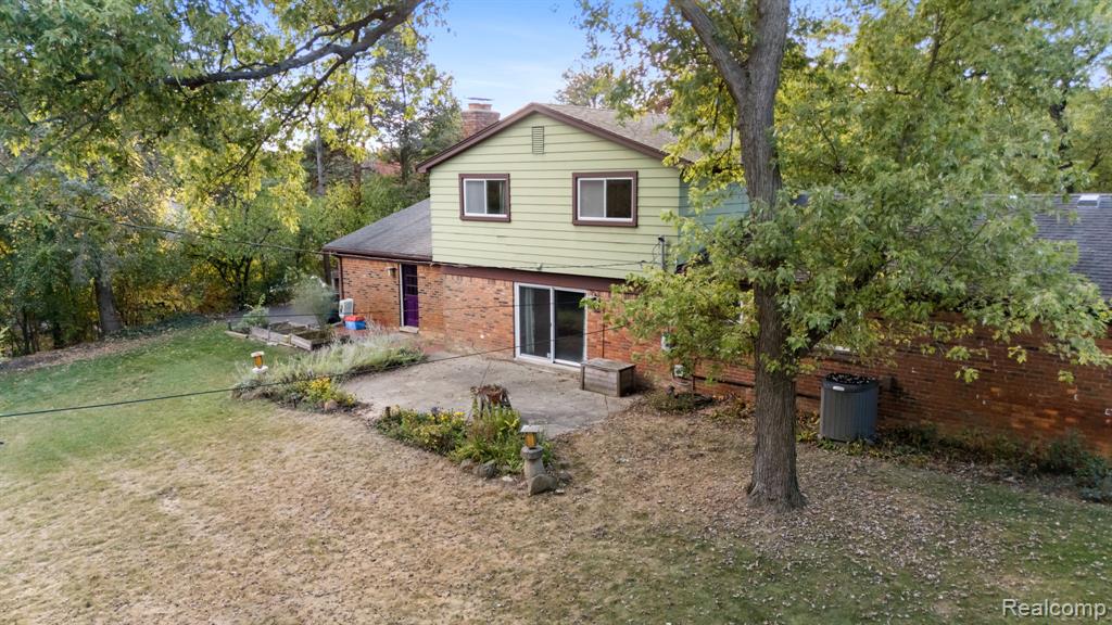 6950 Killarney Drive, Troy, MI 48098 — Photo 50