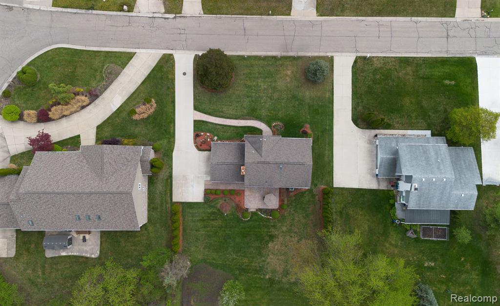 5628 WARRENSHIRE Drive, West Bloomfield, MI — Photo 16