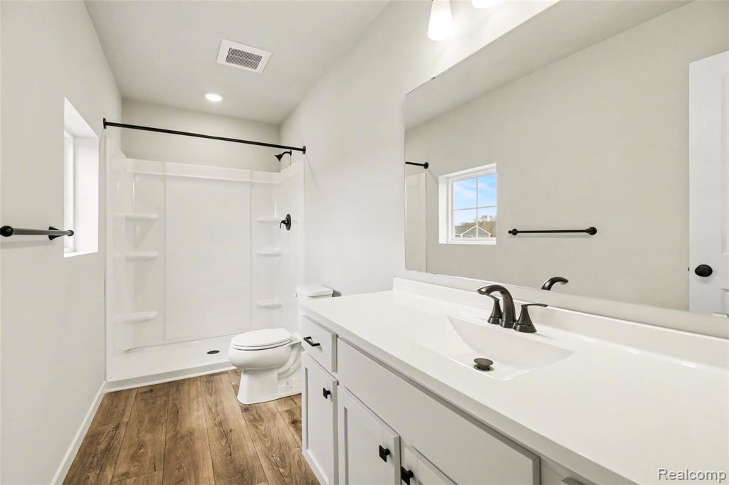 6090 Cousins Drive, Swartz Creek, MI 48473 — Photo 14