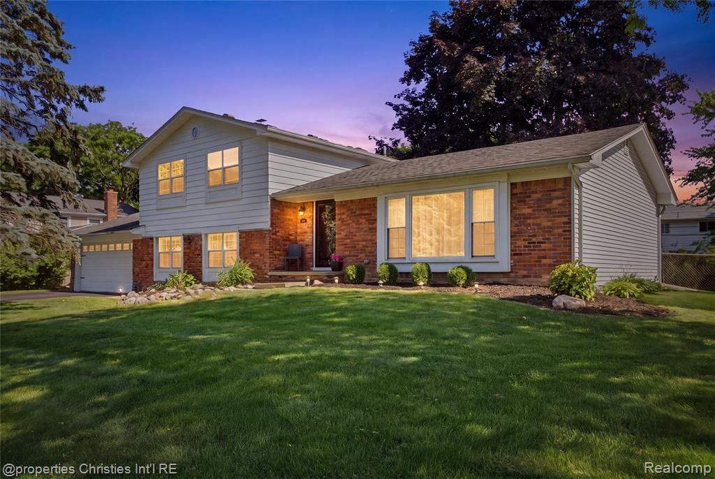 5569 Tadworth Place, West Bloomfield, MI