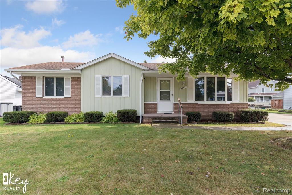 32403 Truman Road, Rockwood, MI — Photo 5