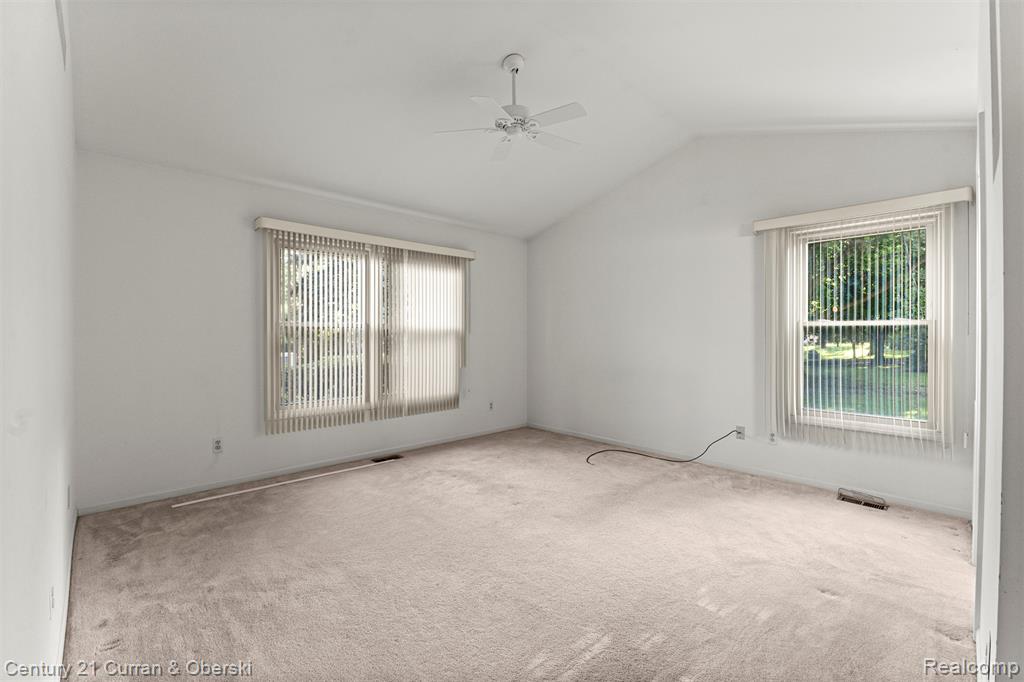 9412 Westwind Drive, Livonia, MI 48150 — Photo 12