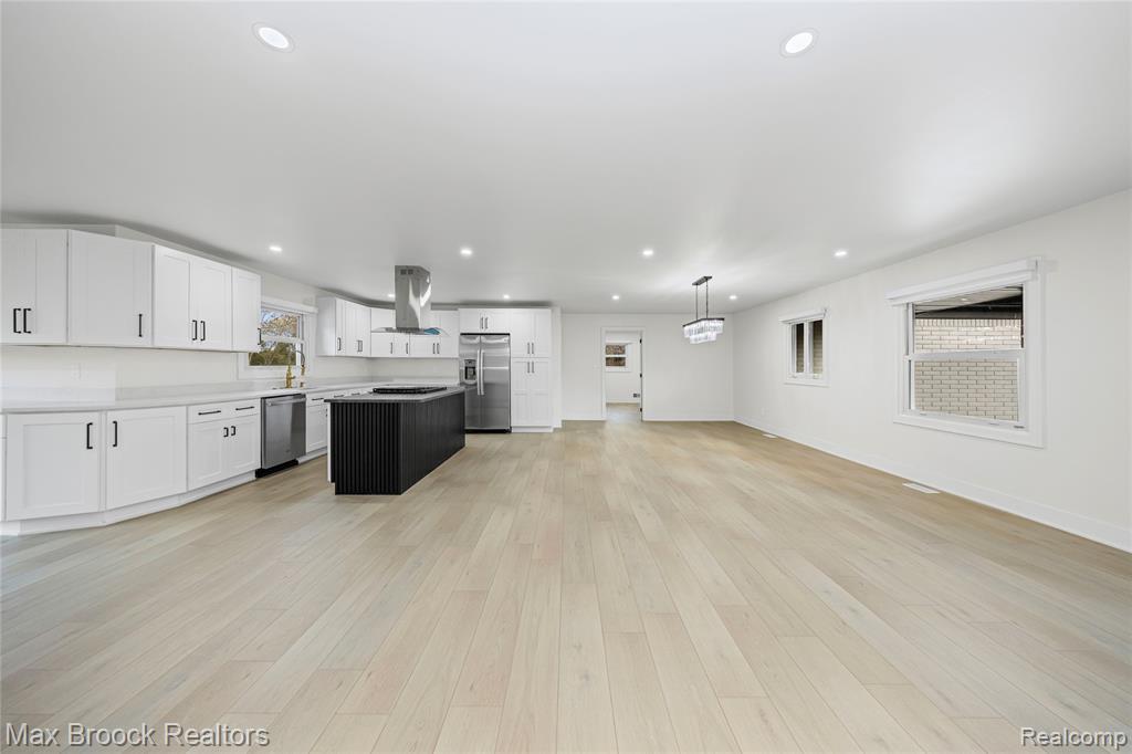 4800 Faircourt Drive, West Bloomfield, MI — Photo 11