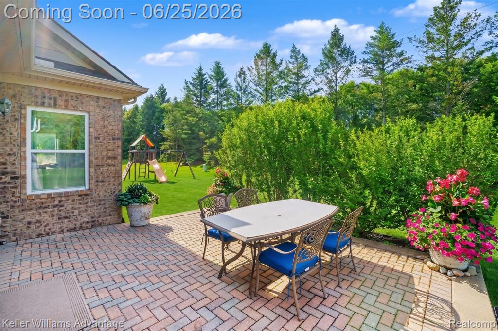 54525 Brentwood Drive, South Lyon, MI 48178 — Photo 21
