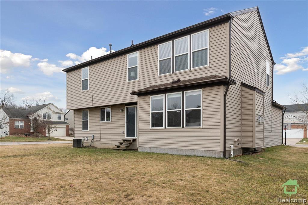 9799 Ravenshire Drive, Ypsilanti, MI 48198 — Photo 49