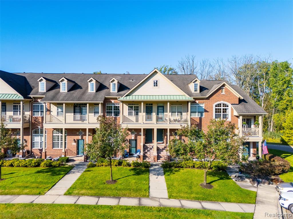 470 Old Pine Way, Walled Lake, MI 48390 — Photo 35