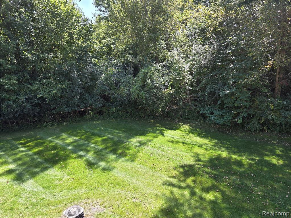 8130 Autumn Woods Trail, Ypsilanti, MI 48198 — Photo 22