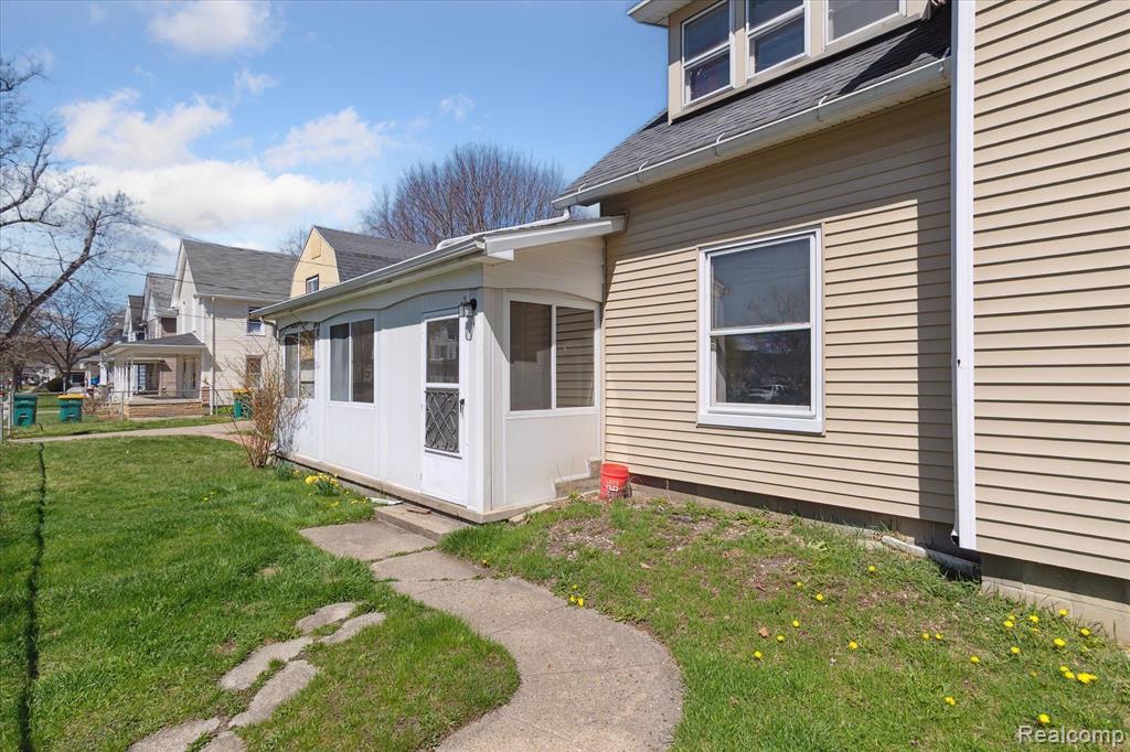 701 N SAGINAW Street, Durand, MI 48429 — Photo 40