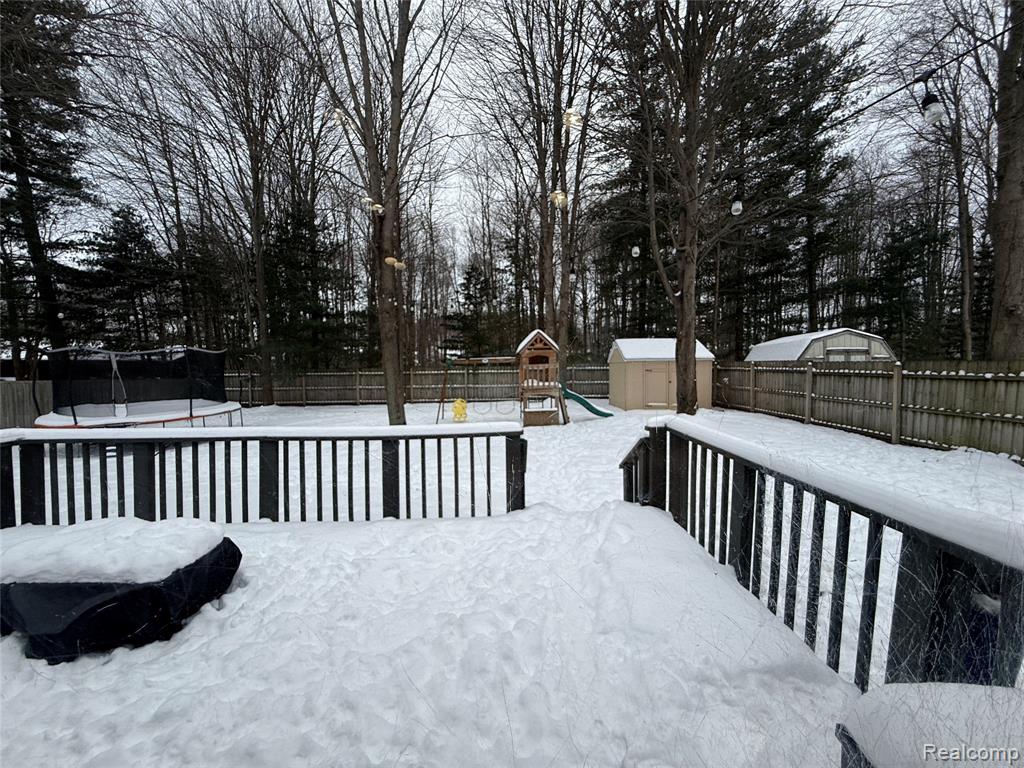 695 Bunce Avenue, Marysville, MI 48040 — Photo 23