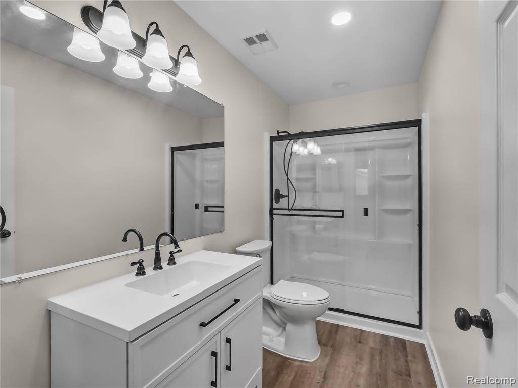 7113 Elmhurst, West Bloomfield, MI — Photo 31