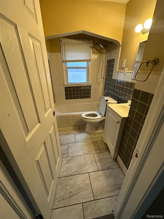 12055 Prest Street - Photo 4