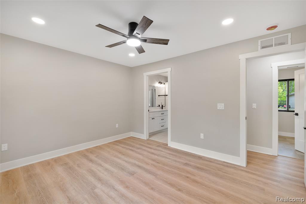 7598 Lake Park Avenue, Ira, MI — Photo 25