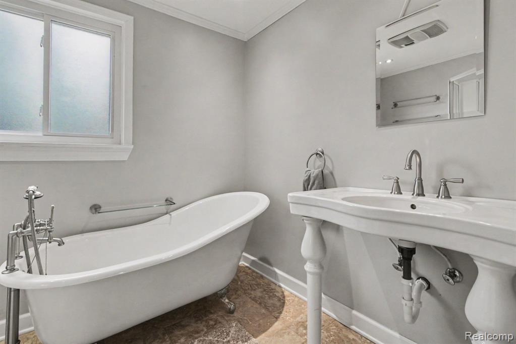 2964 Walmsley Circle Drive, Lake Orion, MI — Photo 22