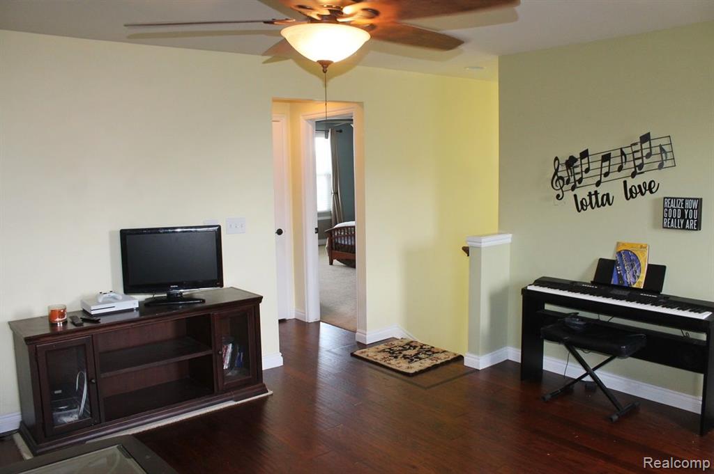 1779 STEEPLECHASE Road, Canton, MI 48188 — Photo 38