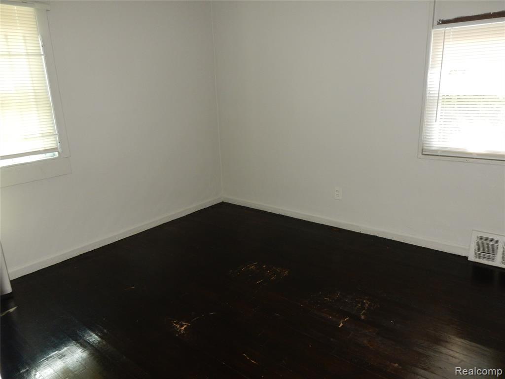 6782 Evergreen Avenue, Detroit, MI 48228 — Photo 11