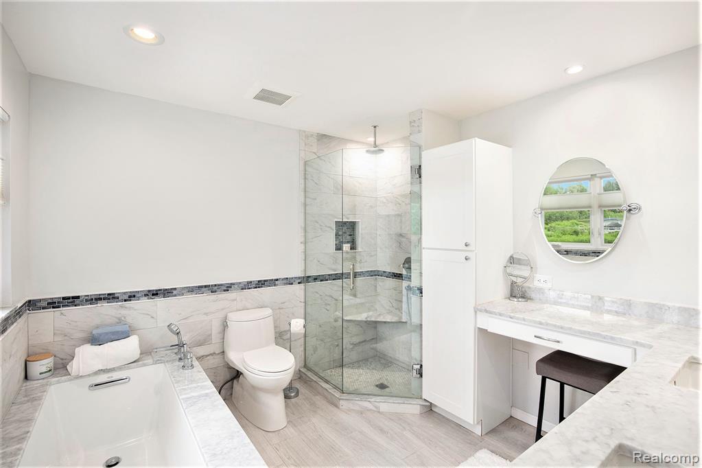 6823 Park Lake Drive, Clarkston, MI — Photo 18