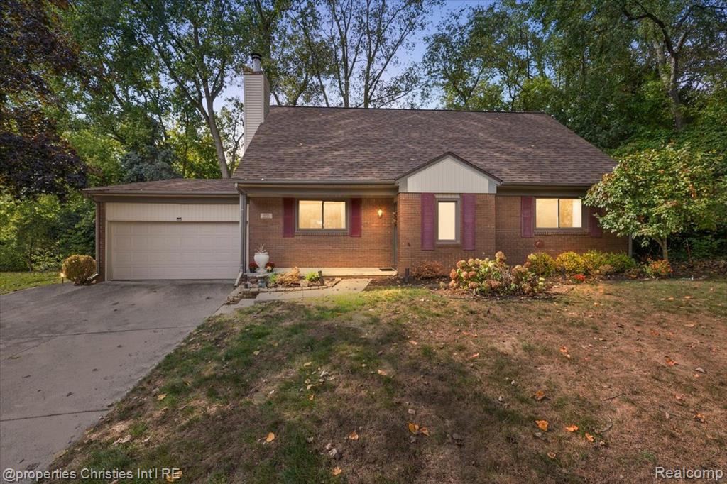 42737 Steepleview Court, Northville, MI 48168 — Photo 3