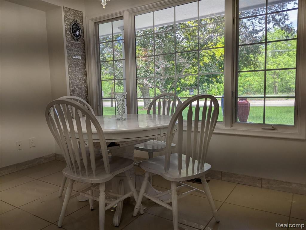 429 BELLA VISTA Drive, Grand Blanc, MI 48439 — Photo 17