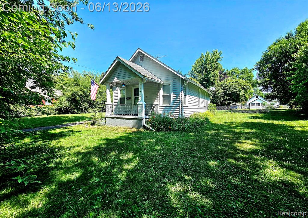 675 E Beverly Avenue, Pontiac, MI 48340 — Photo 8