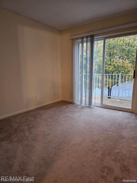 4257 Berkshire Drive, Sterling Heights, MI 48314 — Photo 6