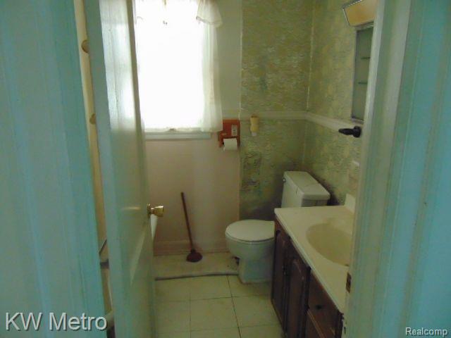 4791 SAINT CLAIR Street, Detroit, MI 48214 — Photo 6